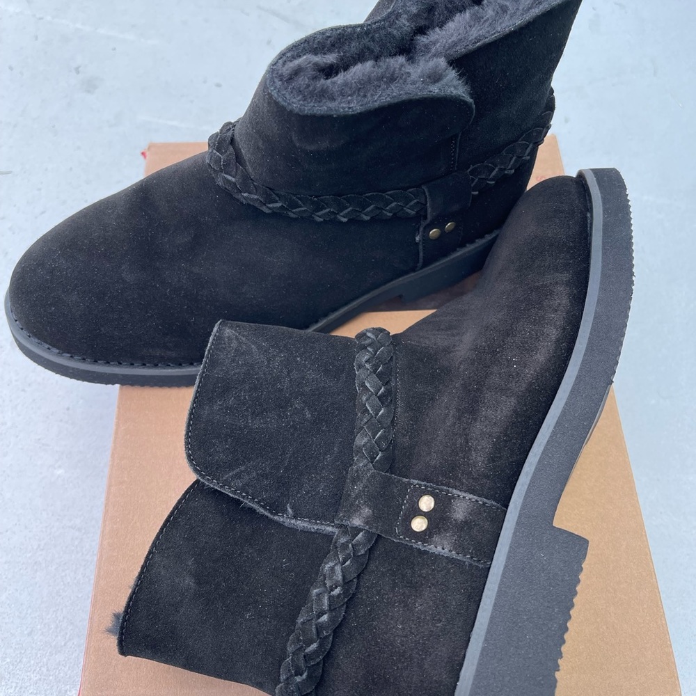 Style & Co Black Boots